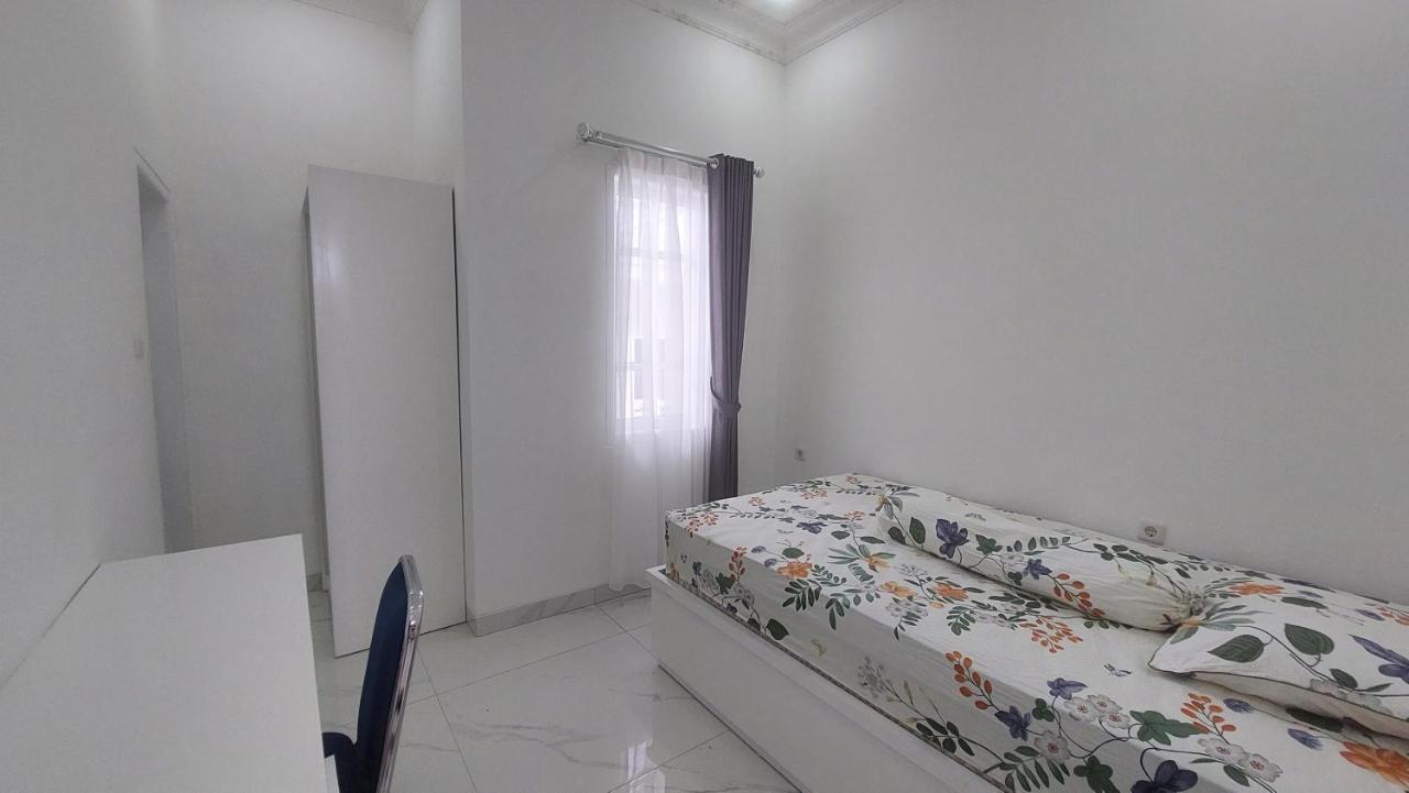 Hotel Wisma Mangurna Dolok Sanggul Bagian luar foto