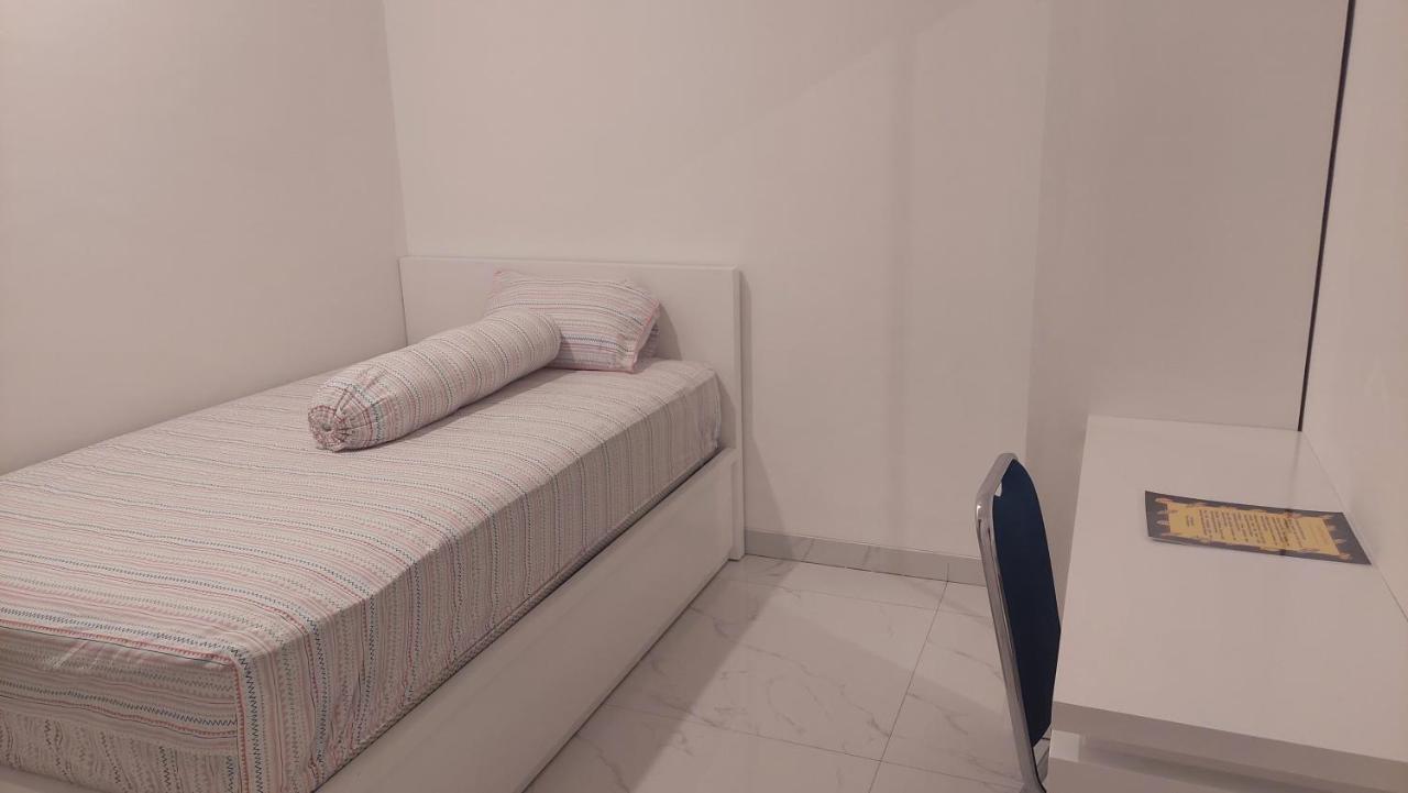 Hotel Wisma Mangurna Dolok Sanggul Bagian luar foto