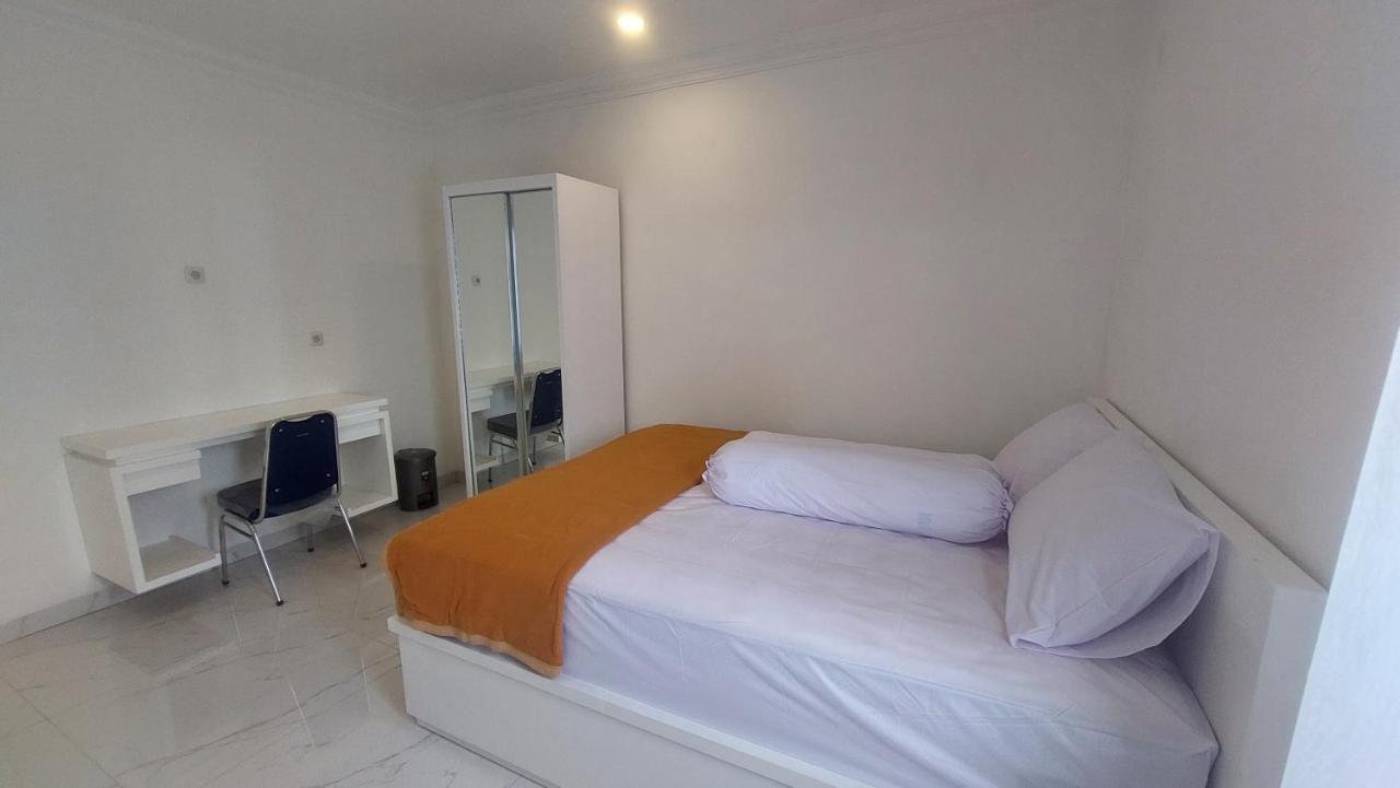 Hotel Wisma Mangurna Dolok Sanggul Bagian luar foto