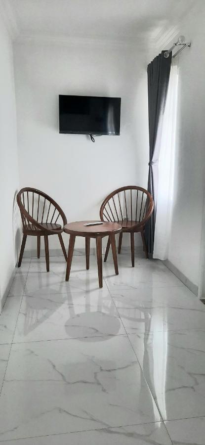 Hotel Wisma Mangurna Dolok Sanggul Bagian luar foto