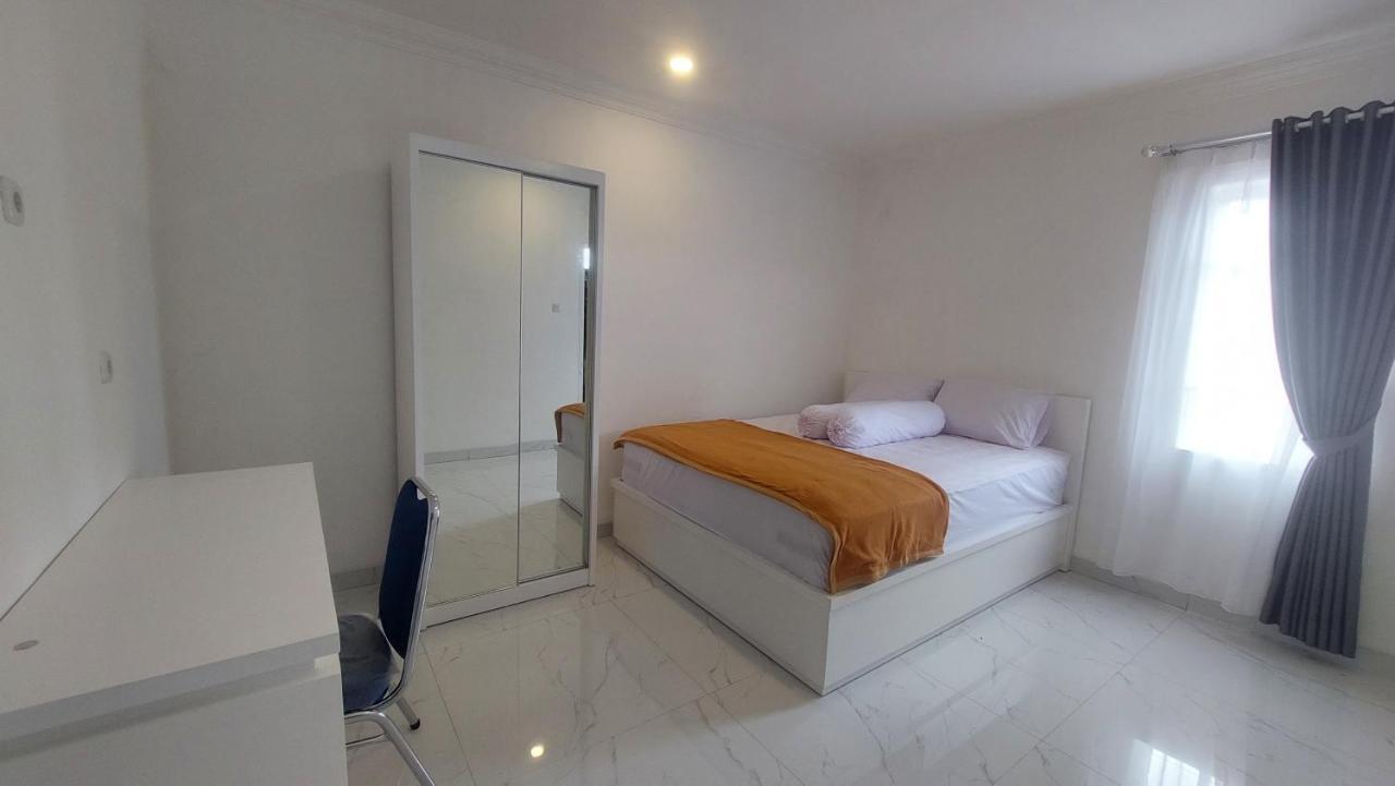 Hotel Wisma Mangurna Dolok Sanggul Bagian luar foto