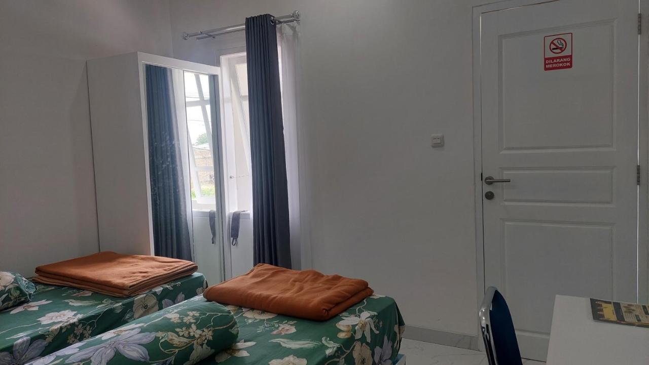 Hotel Wisma Mangurna Dolok Sanggul Bagian luar foto