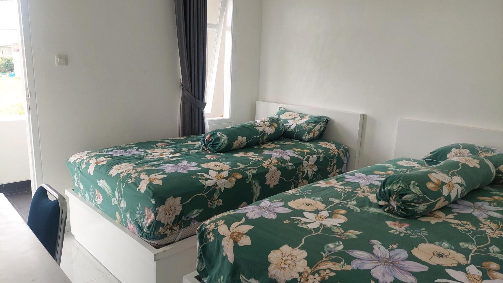 Hotel Wisma Mangurna Dolok Sanggul Bagian luar foto